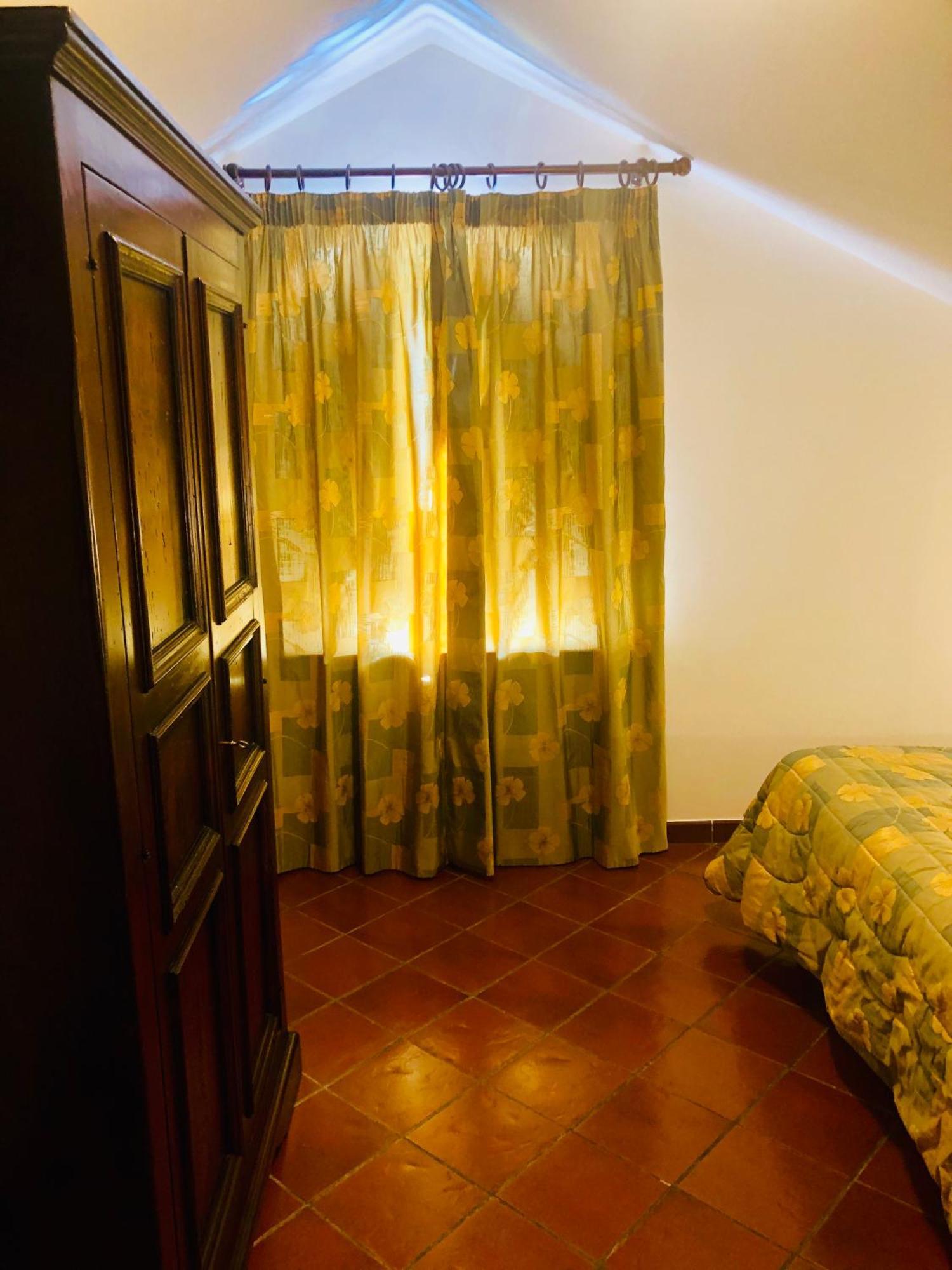 Hotel Bucaneve เปสกัสเซโรลี ภายนอก รูปภาพ